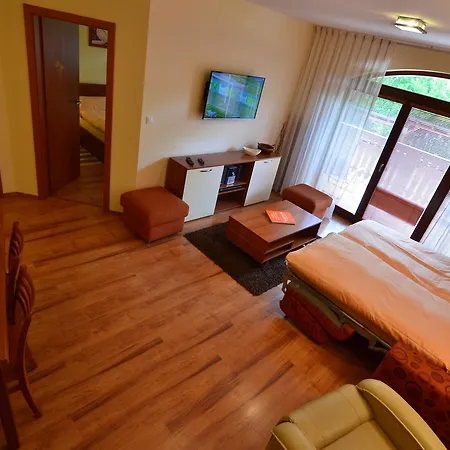 Klaudia Apartament Tále